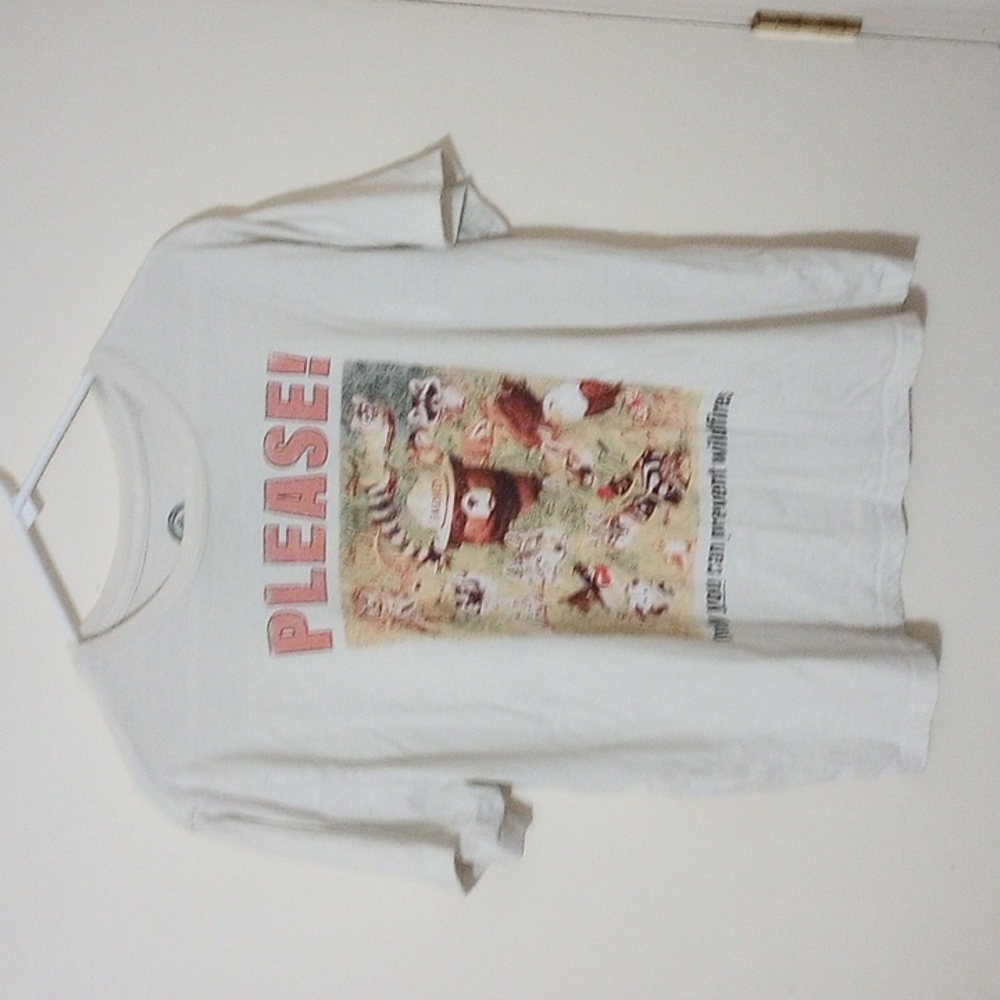 Smokey the Bear men's size large white T-shirt